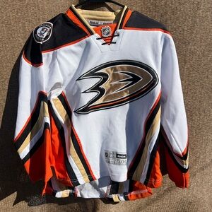 Reebok white Premier Anaheim Ducks NHL hockey jersey Boys Youth Sz S/M